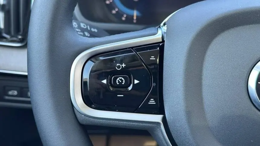 2025 Volvo XC90 YV4H60PG2S1377749