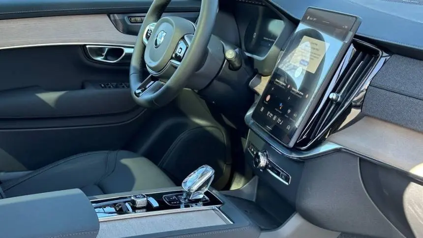 2025 Volvo XC90 YV4H60PB2S1376783