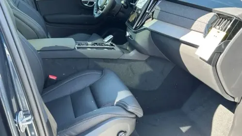 2025 Volvo XC90 YV4H60PG2S1377749