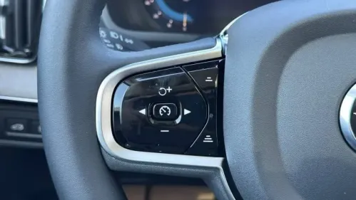 2025 Volvo XC90 YV4H60PG2S1377749
