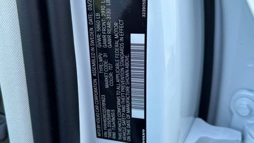 2025 Volvo XC60 YV4H60RC0S1191623