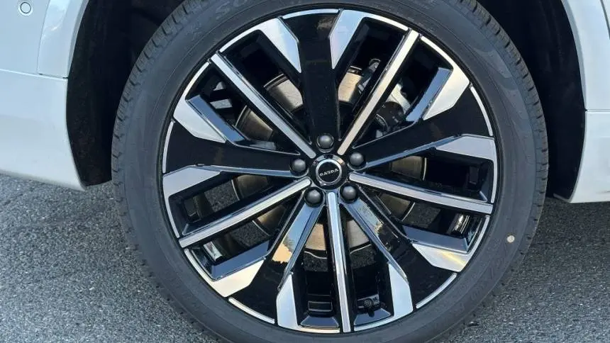 2025 Volvo XC90 YV4H60PB1S1378010