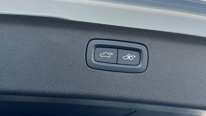 2025 Volvo XC90 YV4H60PB1S1378010