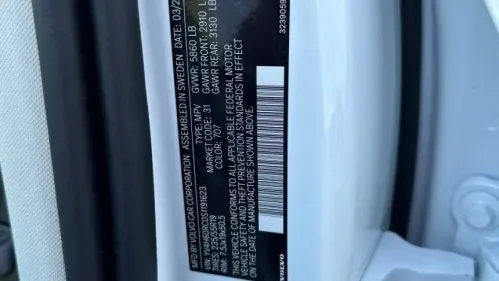 2025 Volvo XC60 YV4H60RC0S1191623