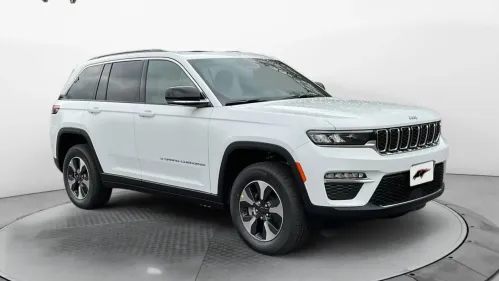2025 Jeep Grand Cherokee 1C4RJYB61S8690592