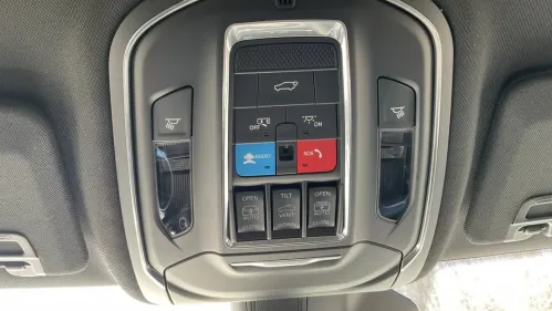 2025 Jeep Grand Cherokee 1C4RJYB66S8690586