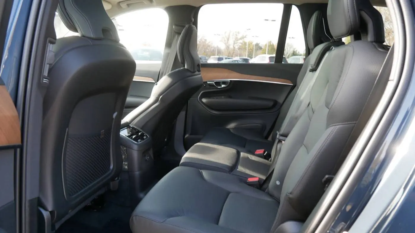 2025 Volvo XC90 YV4H60PE9S1320401