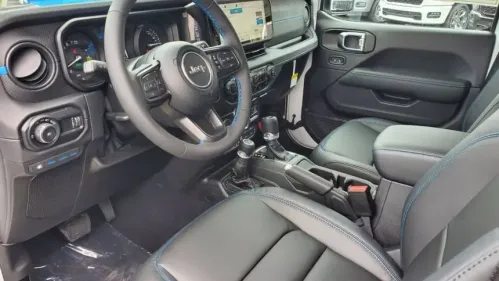 2025 Jeep Wrangler 1C4RJXR61SW565393