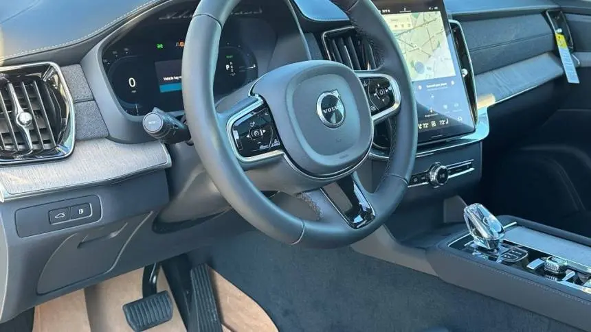 2025 Volvo XC90 YV4H60PG9S1361581