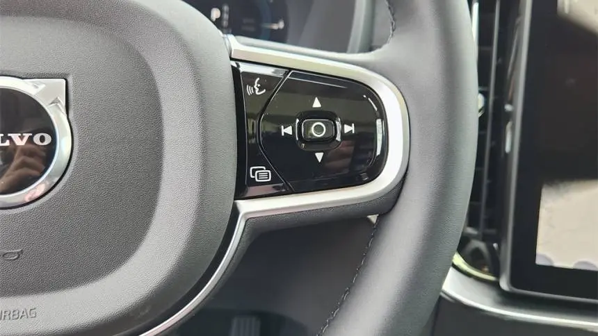 2025 Volvo XC90 YV4H60PB1S1375415
