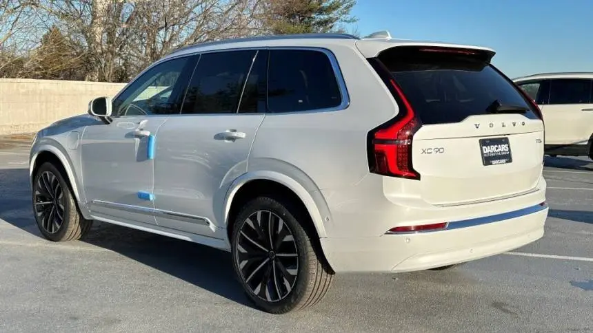 2025 Volvo XC90 YV4H60PG9S1361581