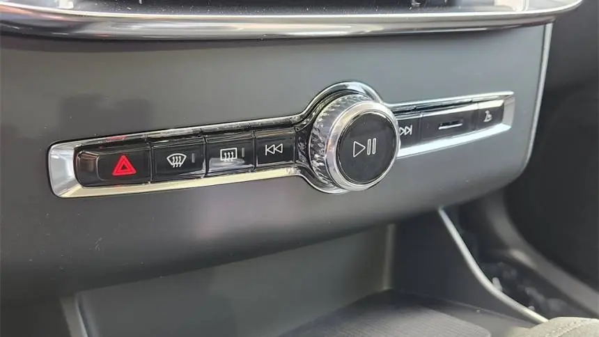 2025 Volvo XC90 YV4H60PB1S1375415