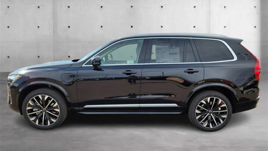 2025 Volvo XC90 YV4H60PB1S1375415