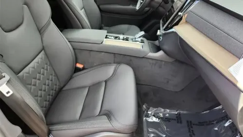 2025 Volvo XC90 YV4H60PB1S1375415