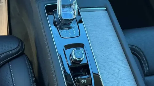 2025 Volvo XC90 YV4H60PG9S1361581