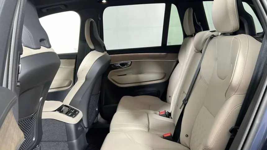 2025 Volvo XC90 YV4H60PB9S1380619