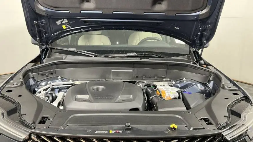 2025 Volvo XC90 YV4H60PB9S1380619