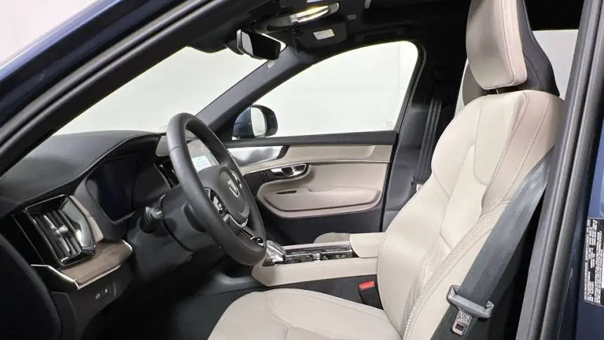 2025 Volvo XC90 YV4H60PB9S1380619