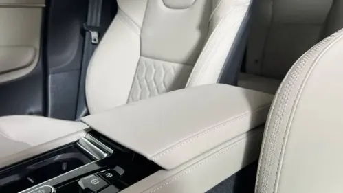 2025 Volvo XC90 YV4H60PB9S1380619