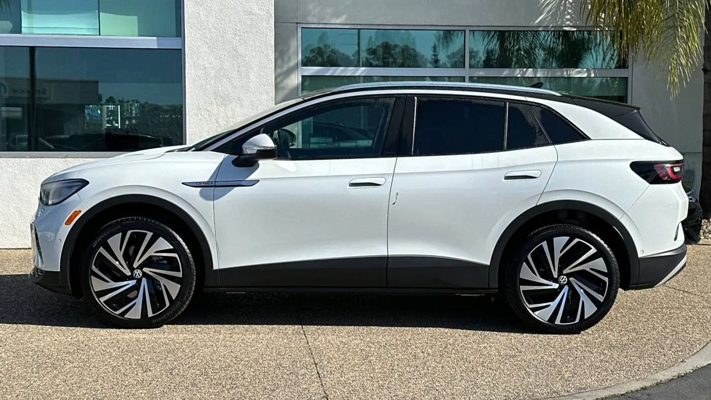 2025 Volkswagen ID.4 1V2JSPE82SC002385