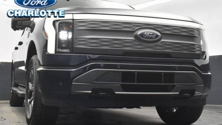 2023 Ford F-150 Lightning 1FTVW1EV0PWG17887