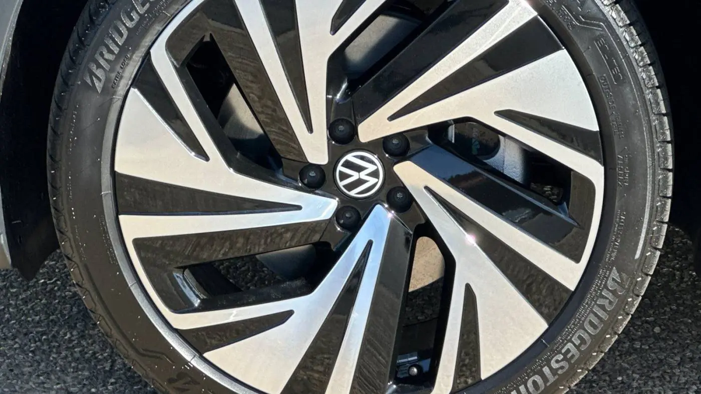2025 Volkswagen ID.4 1V2JSPE85SC003479