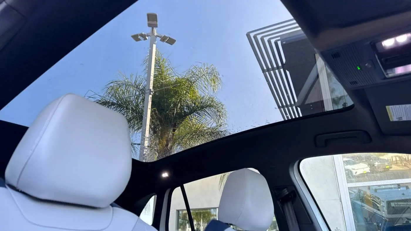 2025 Volkswagen ID.4 1V2JSPE82SC002385