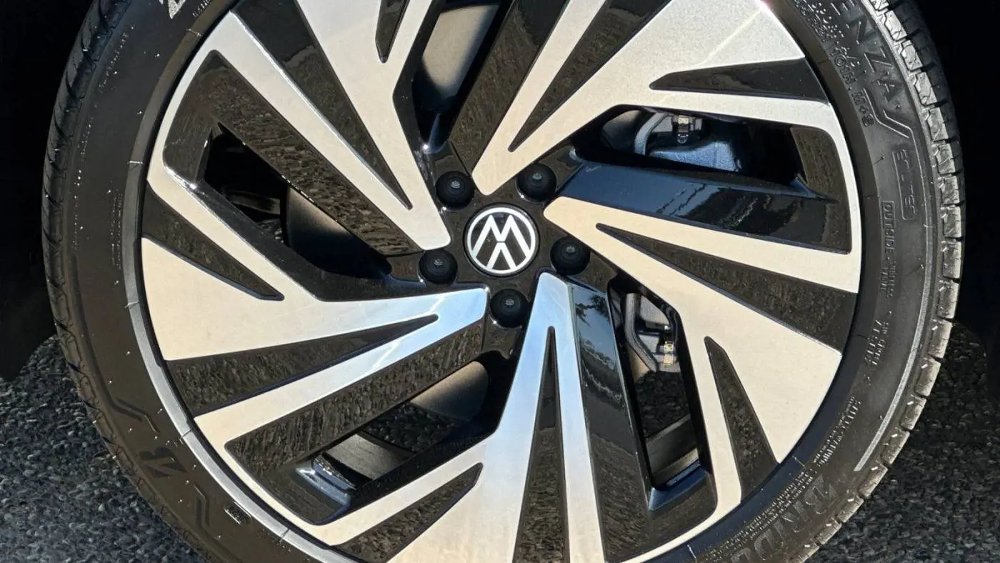 2025 Volkswagen ID.4 1V2JSPE82SC002385