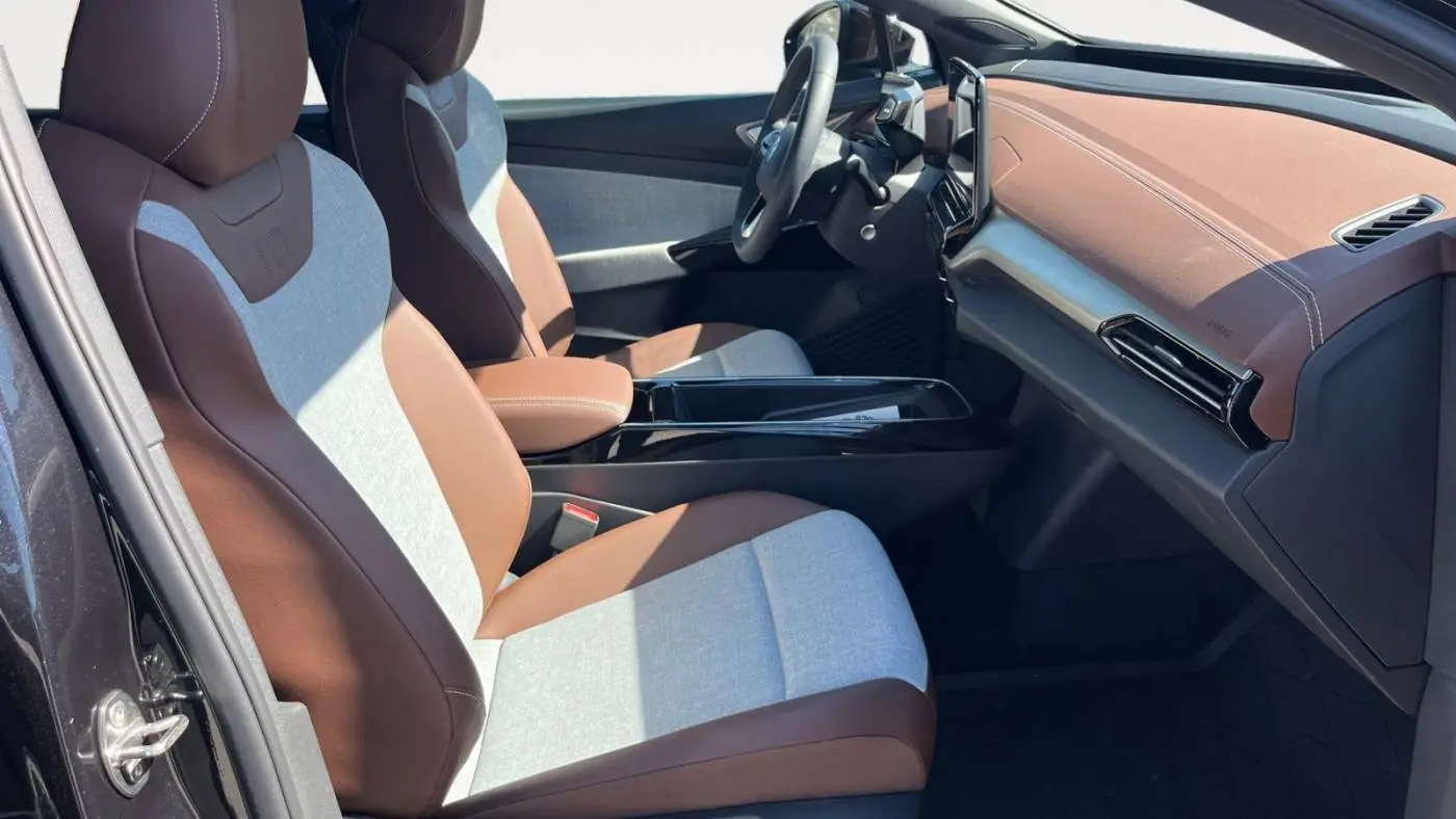 2023 Volkswagen ID.4 1V2CMPE86PC025419