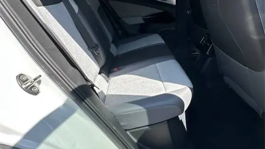 2025 Volkswagen ID.4 1V2DSPE84SC004071