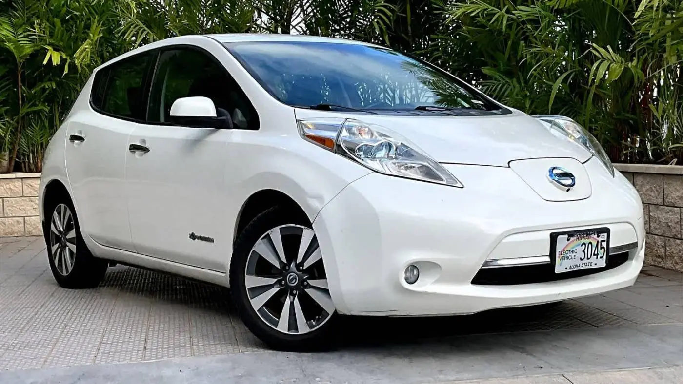 2013 Nissan LEAF 1N4AZ0CP2DC402020