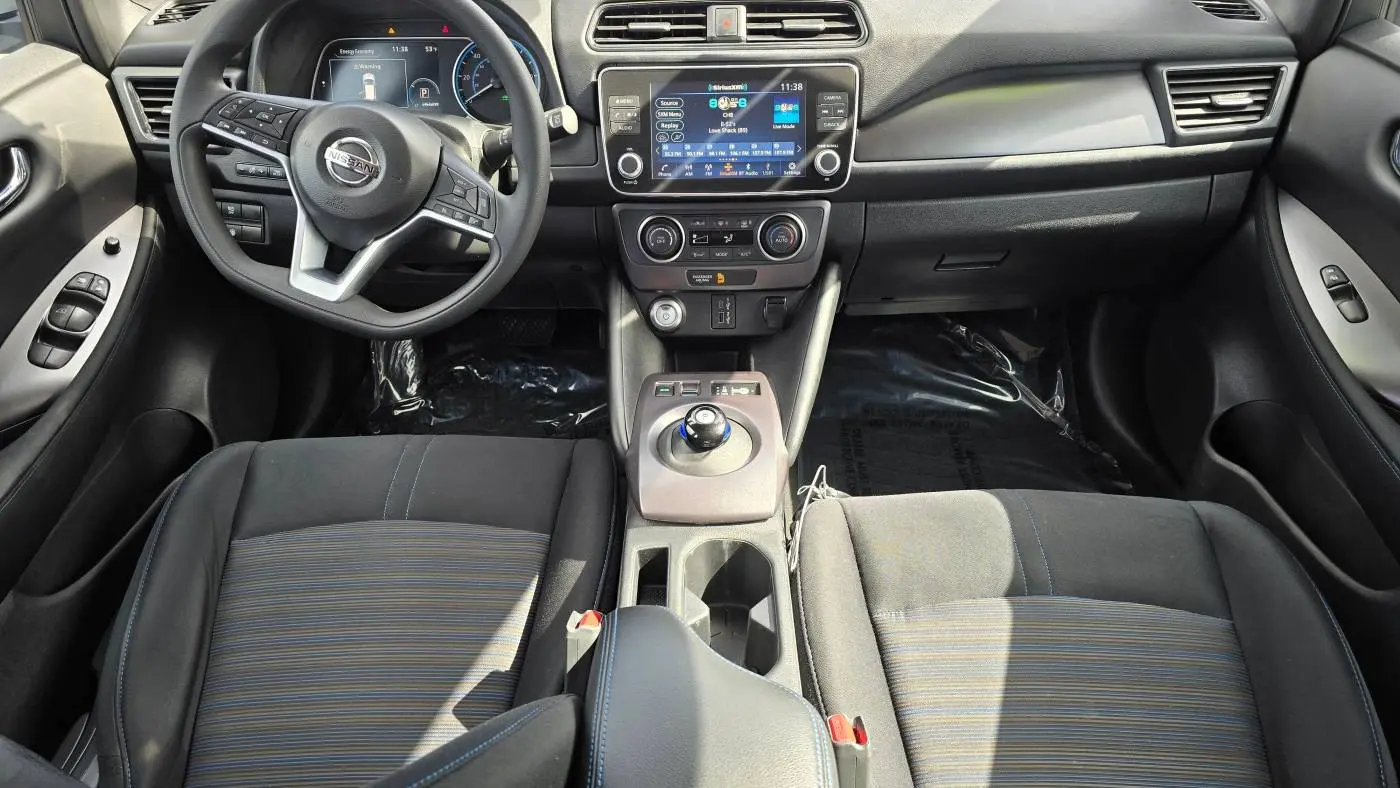 2022 Nissan LEAF 1N4AZ1BV7NC555662