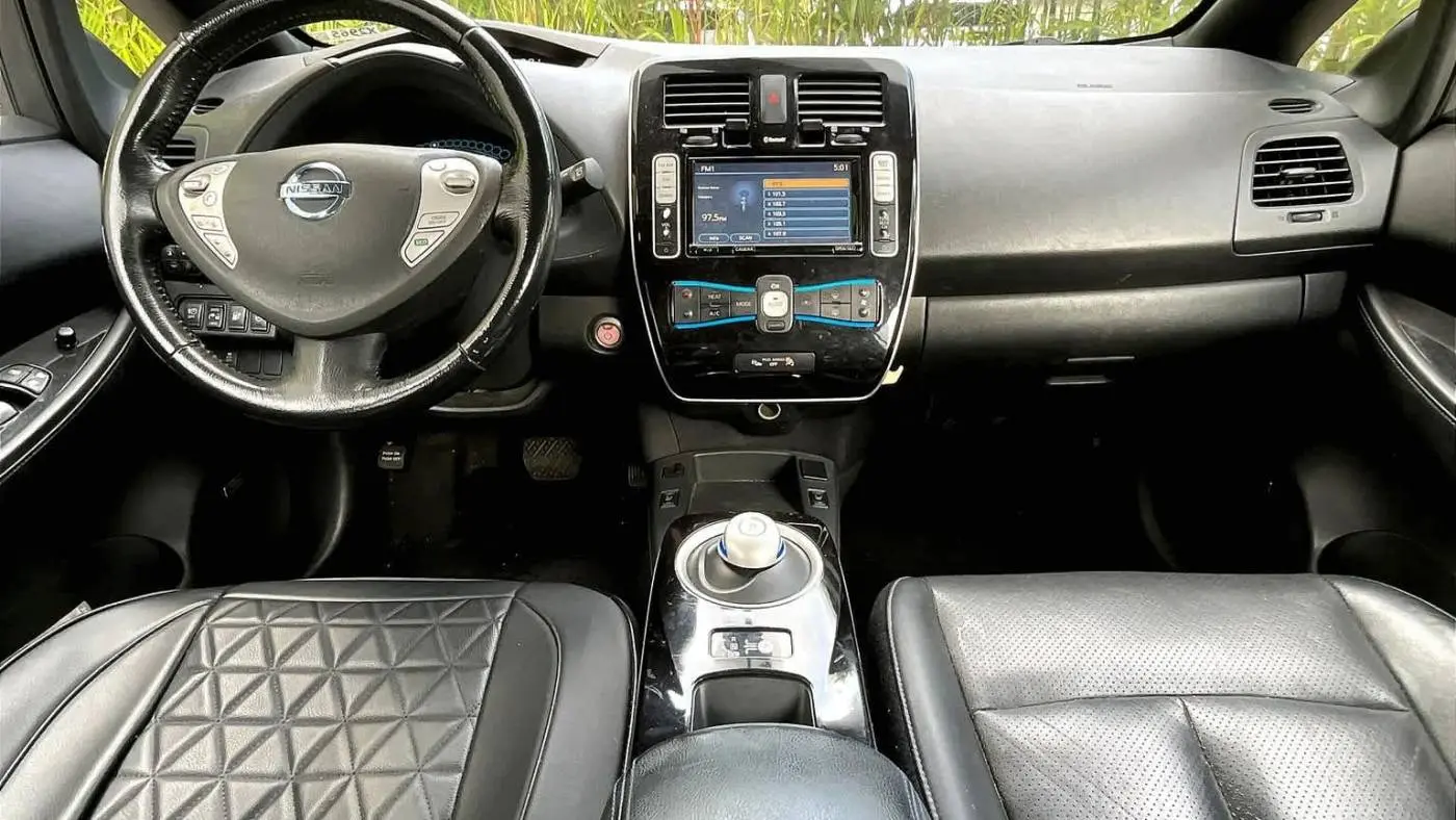 2013 Nissan LEAF 1N4AZ0CP2DC402020