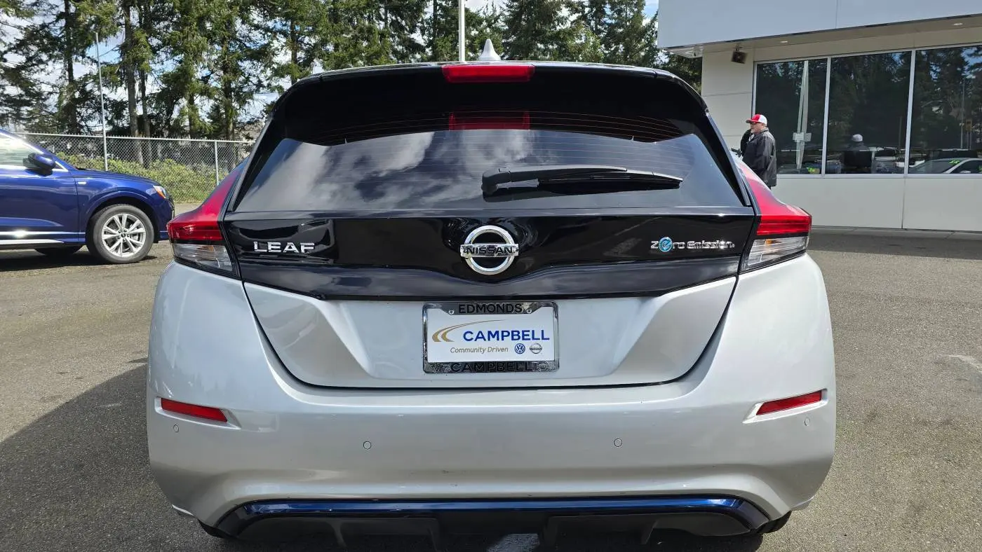 2022 Nissan LEAF 1N4AZ1BV7NC555662