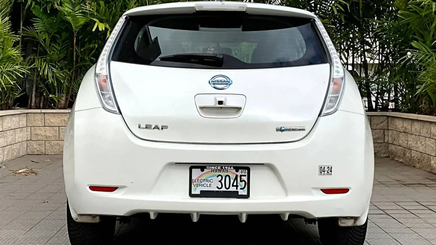 2013 Nissan LEAF 1N4AZ0CP2DC402020