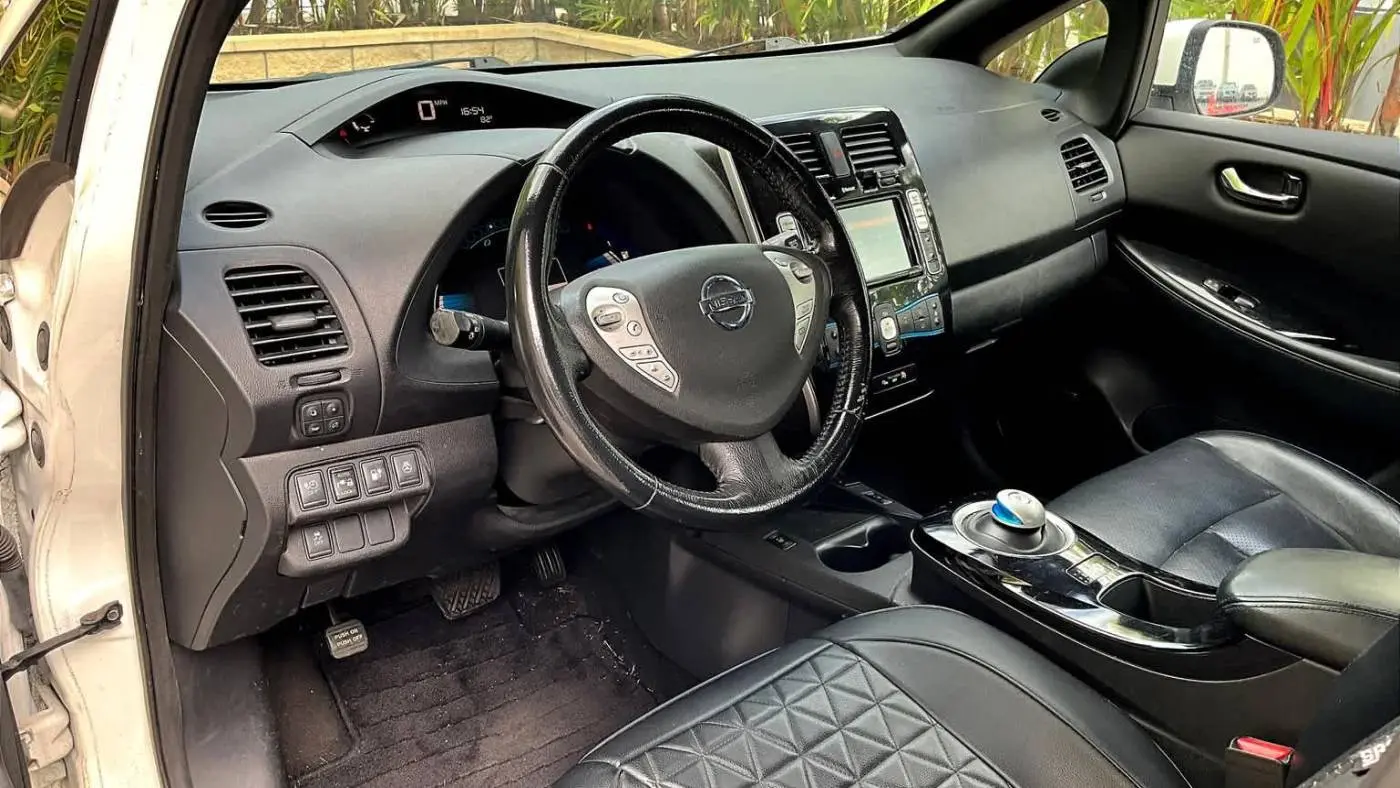 2013 Nissan LEAF 1N4AZ0CP2DC402020