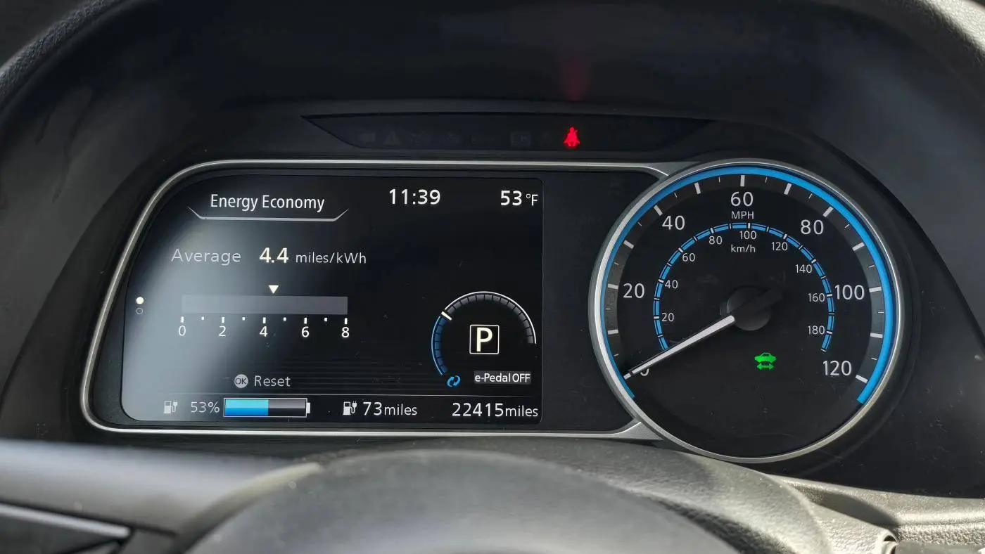 2022 Nissan LEAF 1N4AZ1BV7NC555662