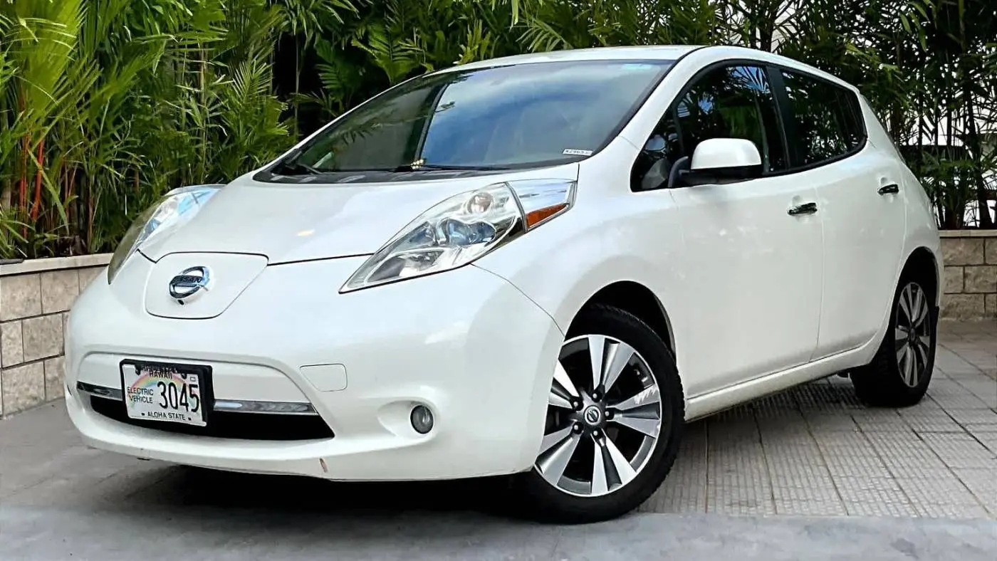 2013 Nissan LEAF 1N4AZ0CP2DC402020