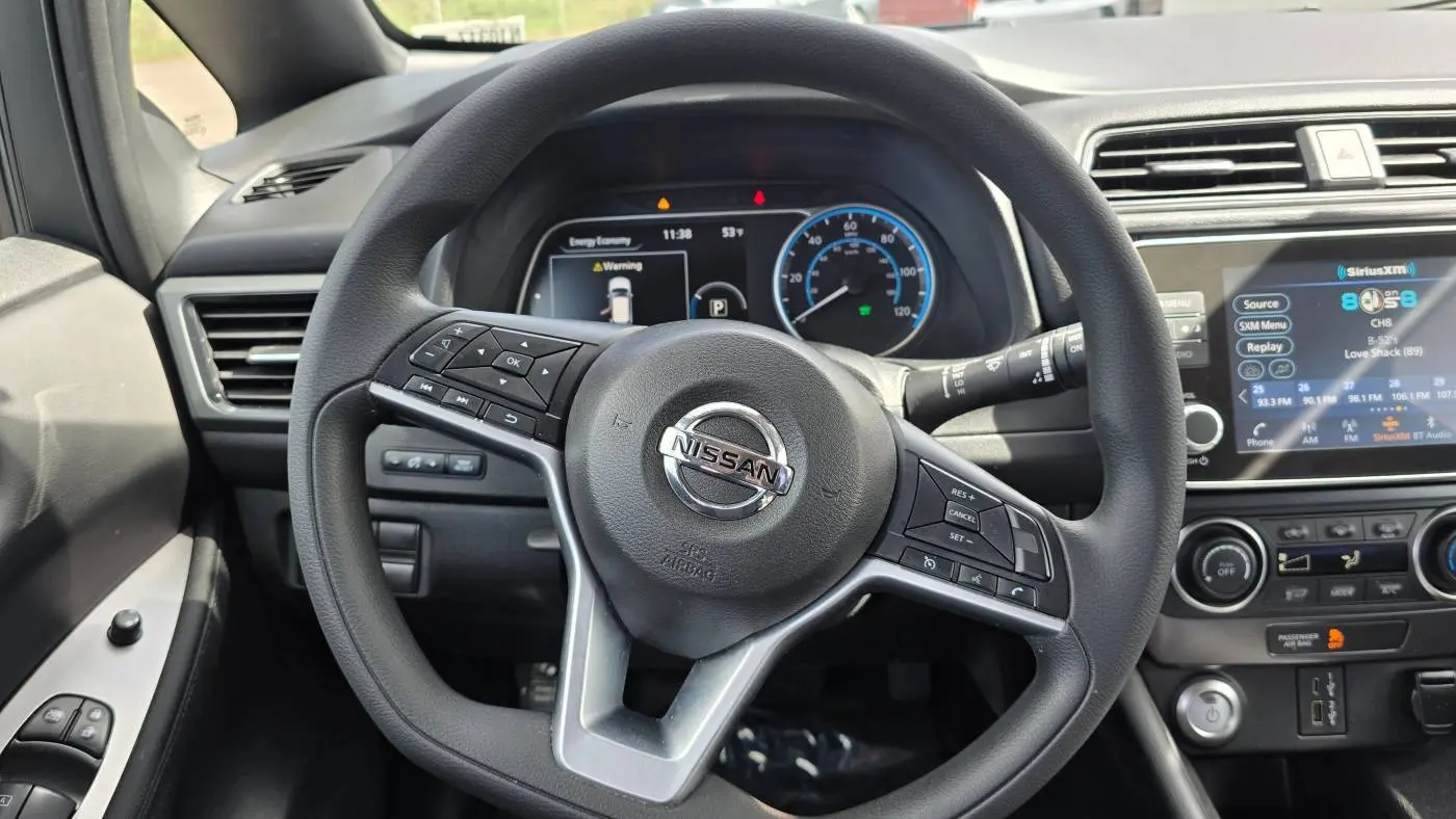 2022 Nissan LEAF 1N4AZ1BV7NC555662
