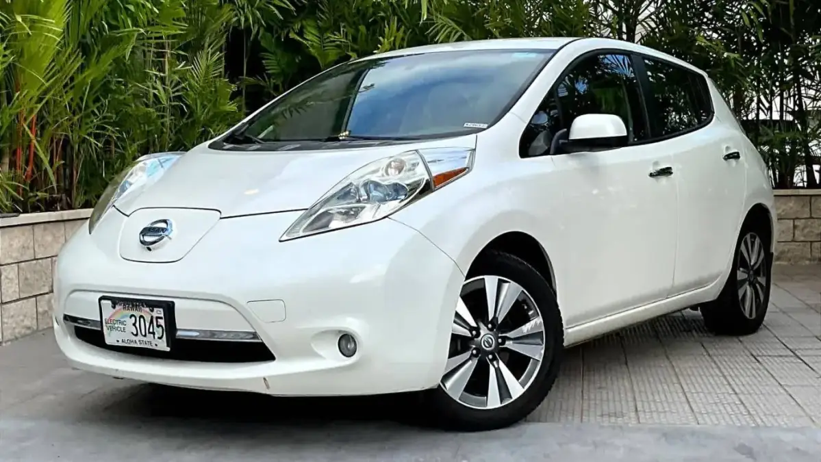 2013 Nissan LEAF 1N4AZ0CP2DC402020