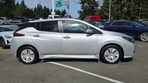 2022 Nissan LEAF 1N4AZ1BV7NC555662