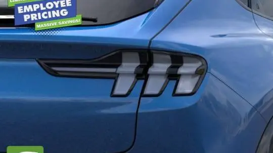 2025 Ford Mustang Mach E 3FMTK3SU0SMA08118