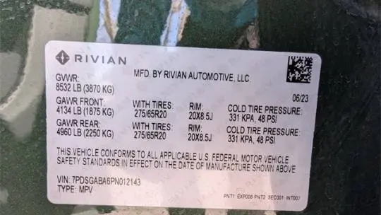 2023 Rivian R1S 7PDSGABA6PN012143