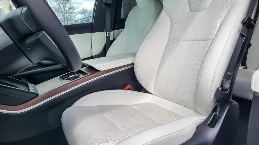 2023 Tesla Model X 7SAXCDE59PF381234