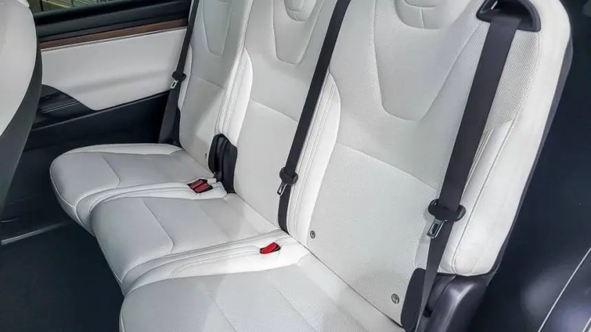 2023 Tesla Model X 7SAXCDE59PF381234