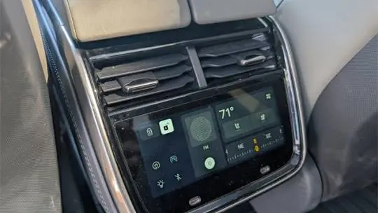 2023 Rivian R1S 7PDSGABA6PN012143