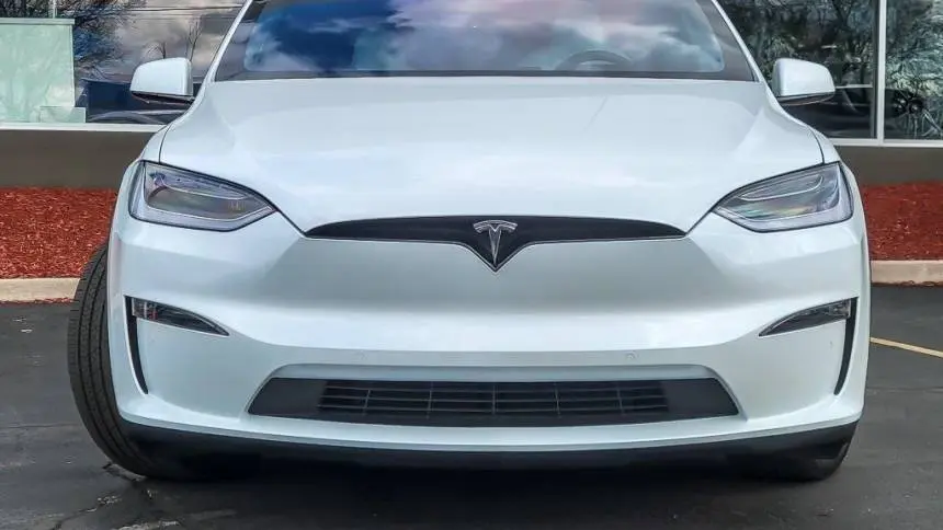 2023 Tesla Model X 7SAXCDE59PF381234
