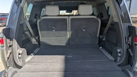 2023 Rivian R1S 7PDSGABA6PN012143
