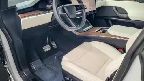 2023 Tesla Model X 7SAXCDE59PF381234