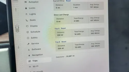 2023 Tesla Model X 7SAXCDE59PF381234
